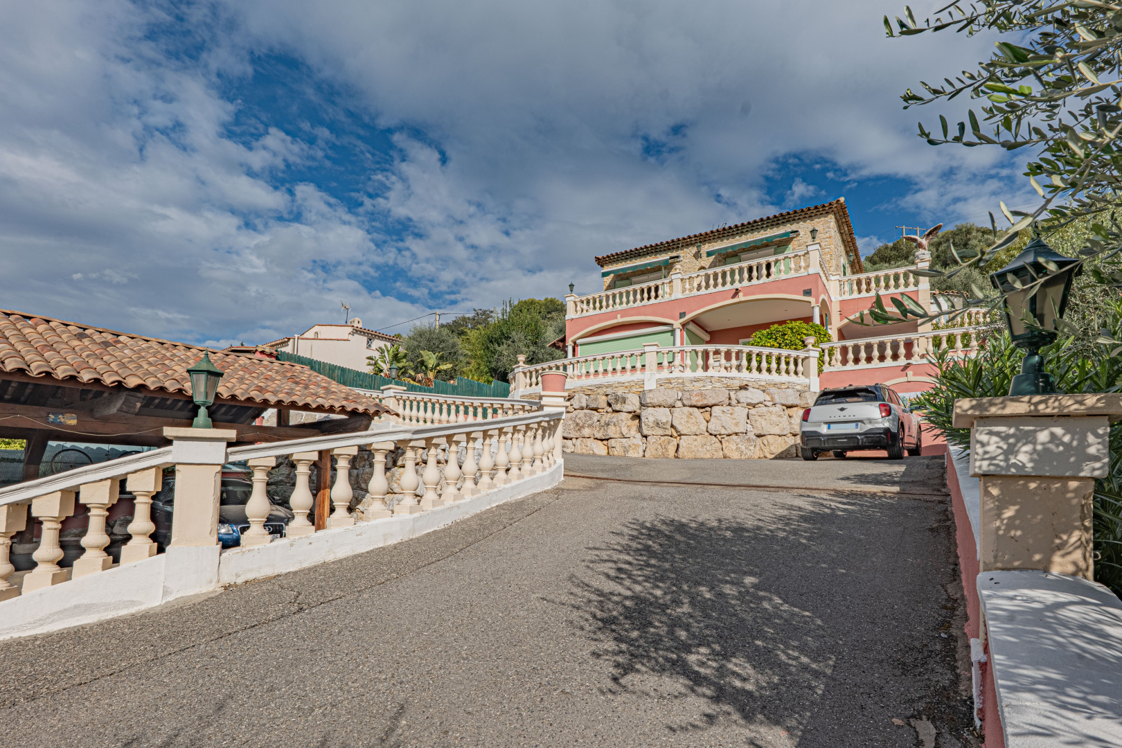 
                                                Vente
                                                 .