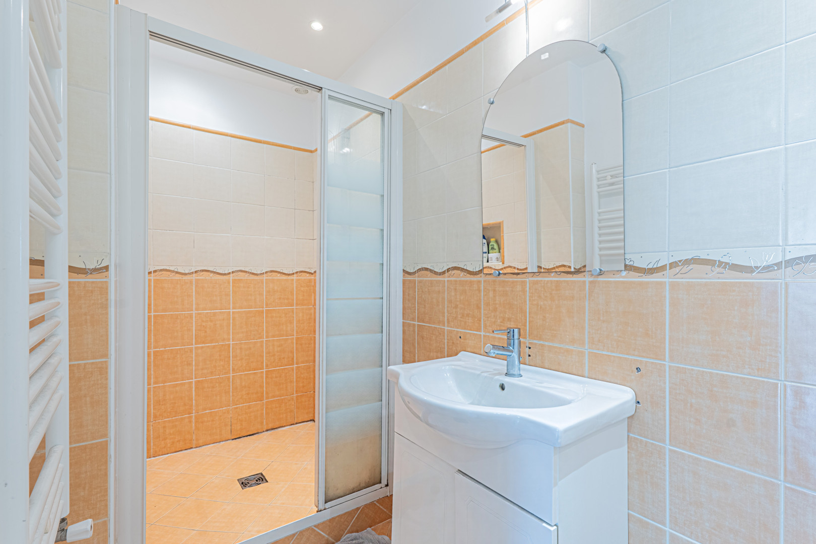 
                                                Vente
                                                 .