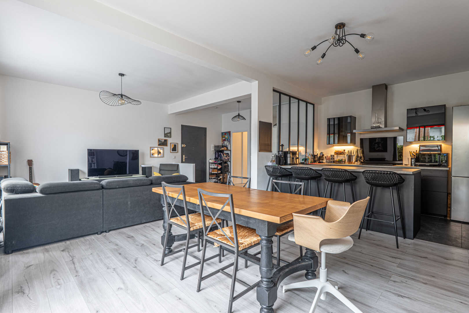 Vente
                                                 .