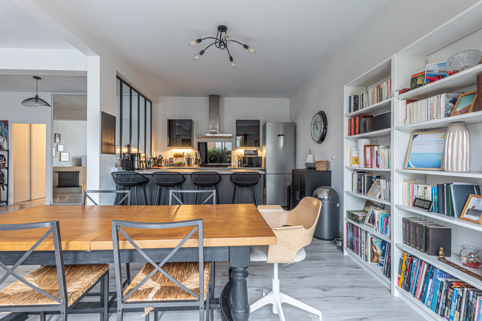 Vente
                                                 .