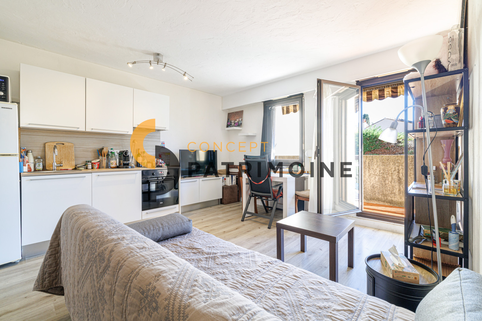 
                                                Vente
                                                 .