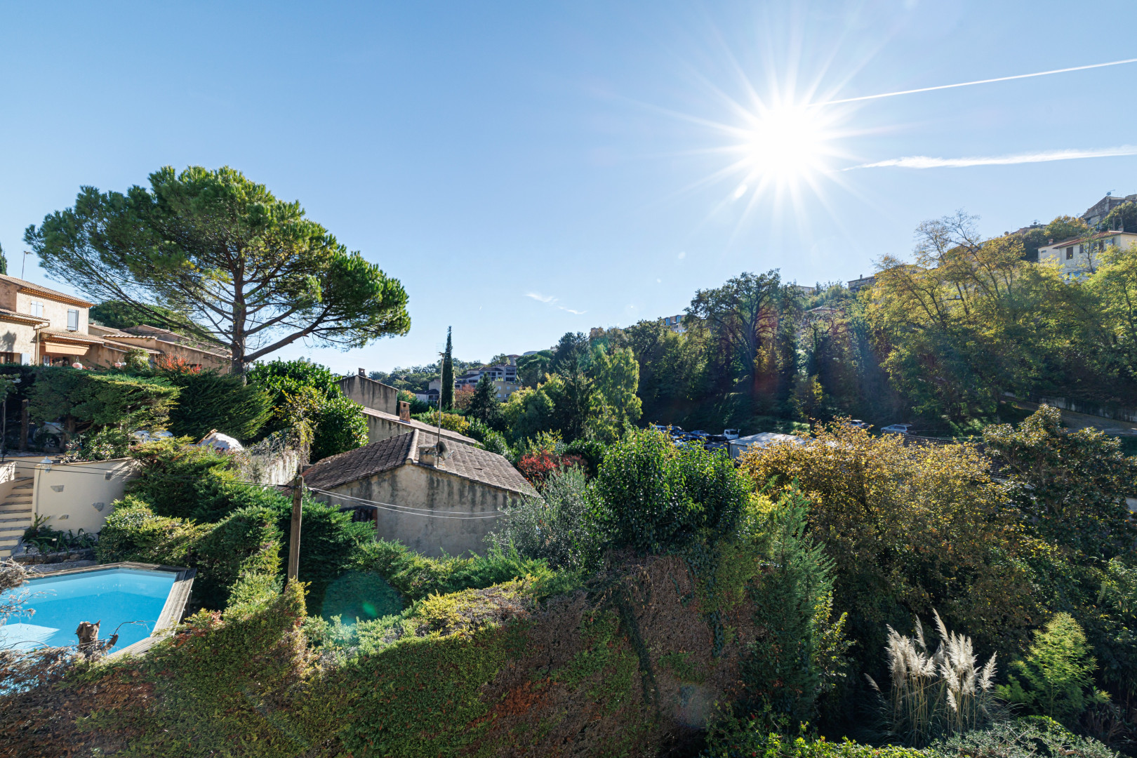 
                                                Vente
                                                 .