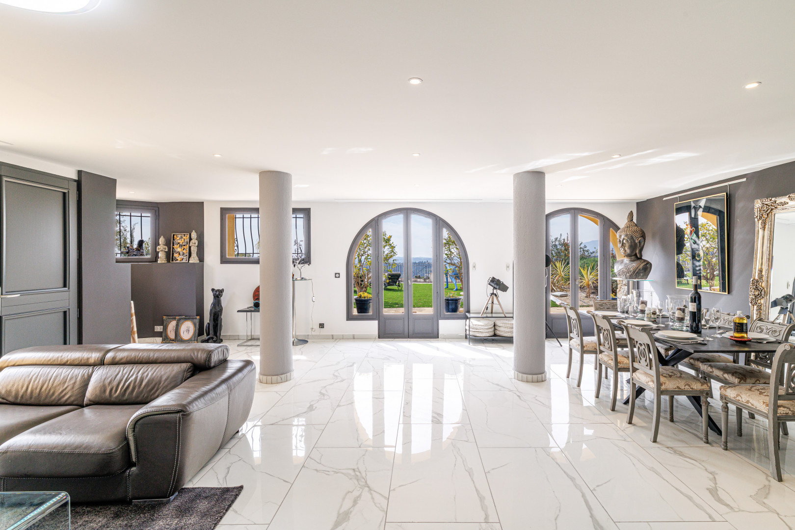 
                                                Vente
                                                 .