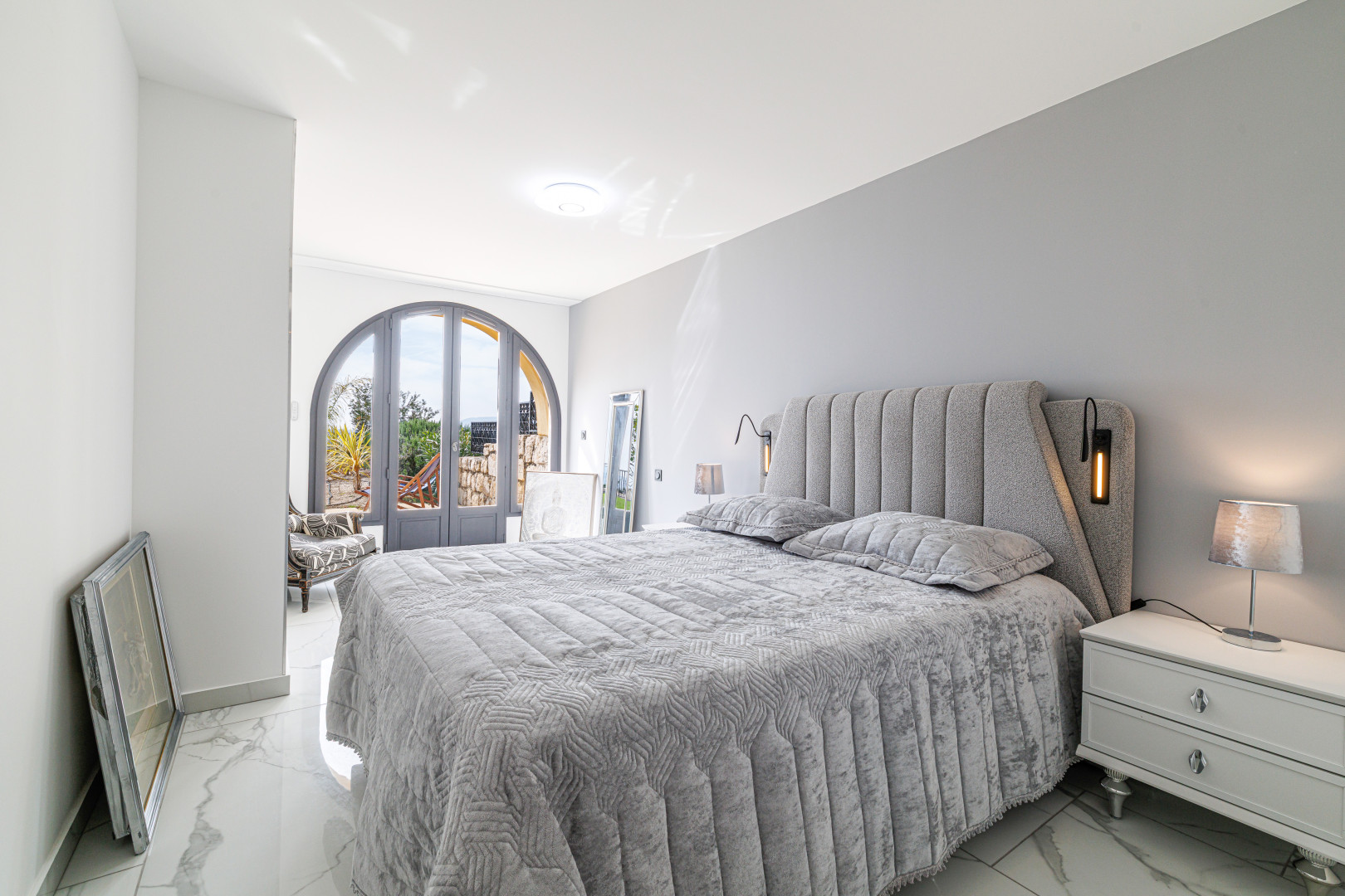 
                                                Vente
                                                 .