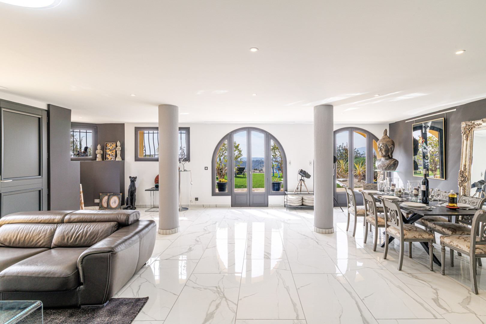 
                                                Vente
                                                 .