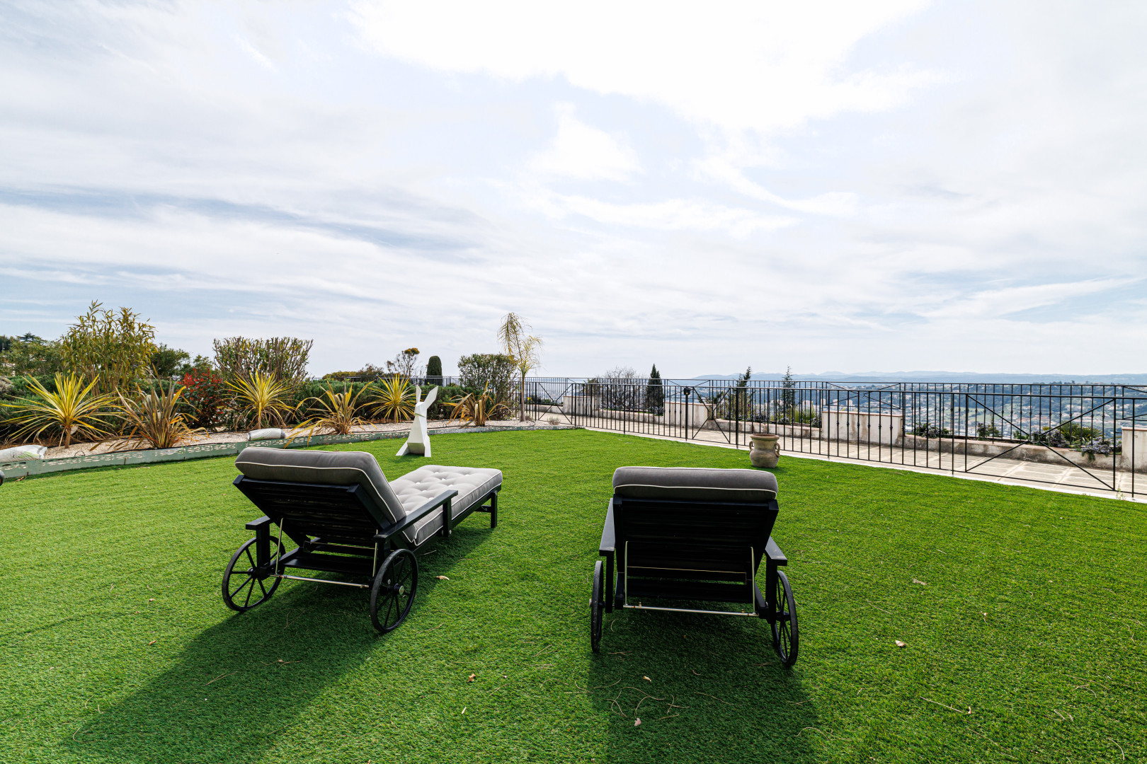 
                                                Vente
                                                 .