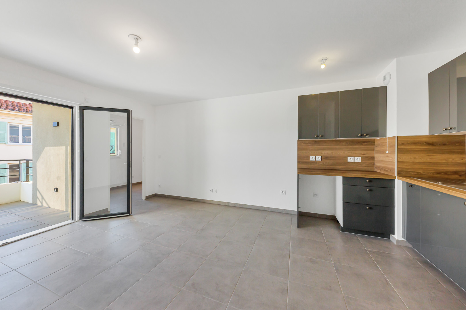 
                                                Location
                                                 .