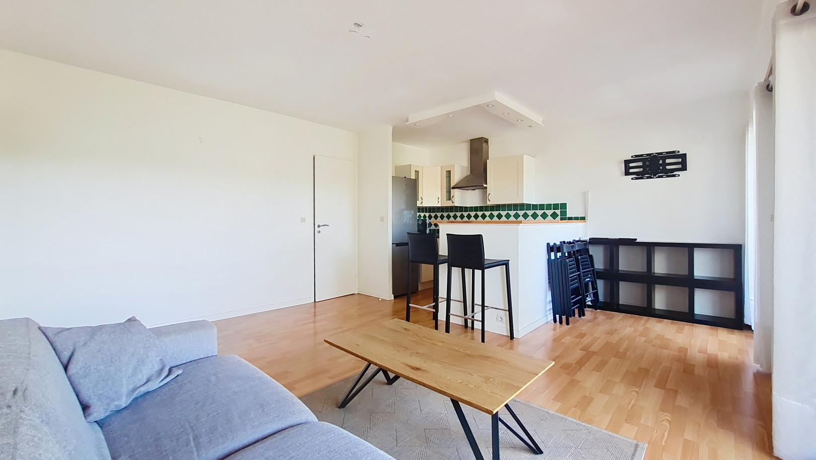 
                                                Vente
                                                 .