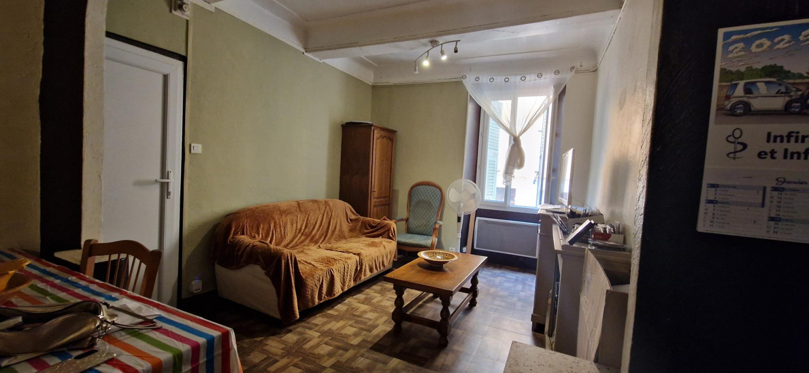 
                                                Vente
                                                 .