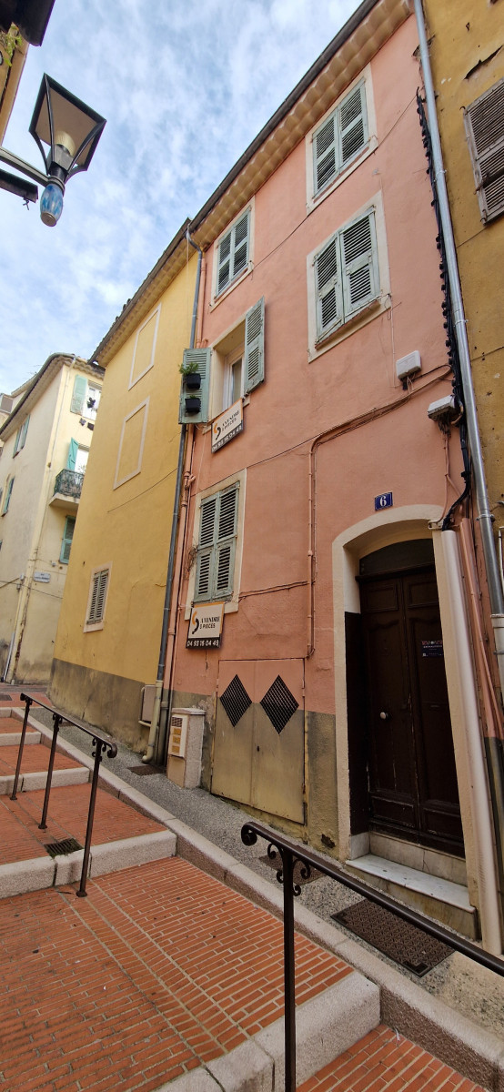 
                                                Vente
                                                 .