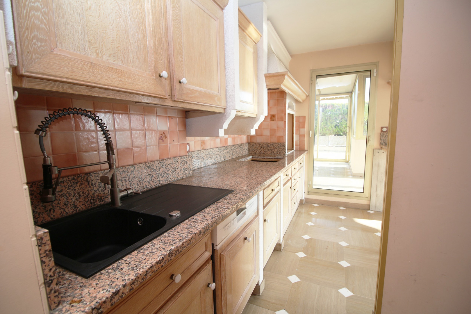 
                                                Vente
                                                 .