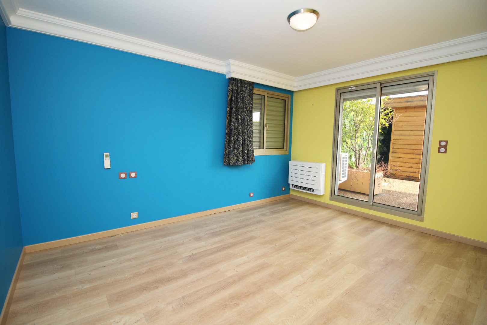 
                                                Vente
                                                 .