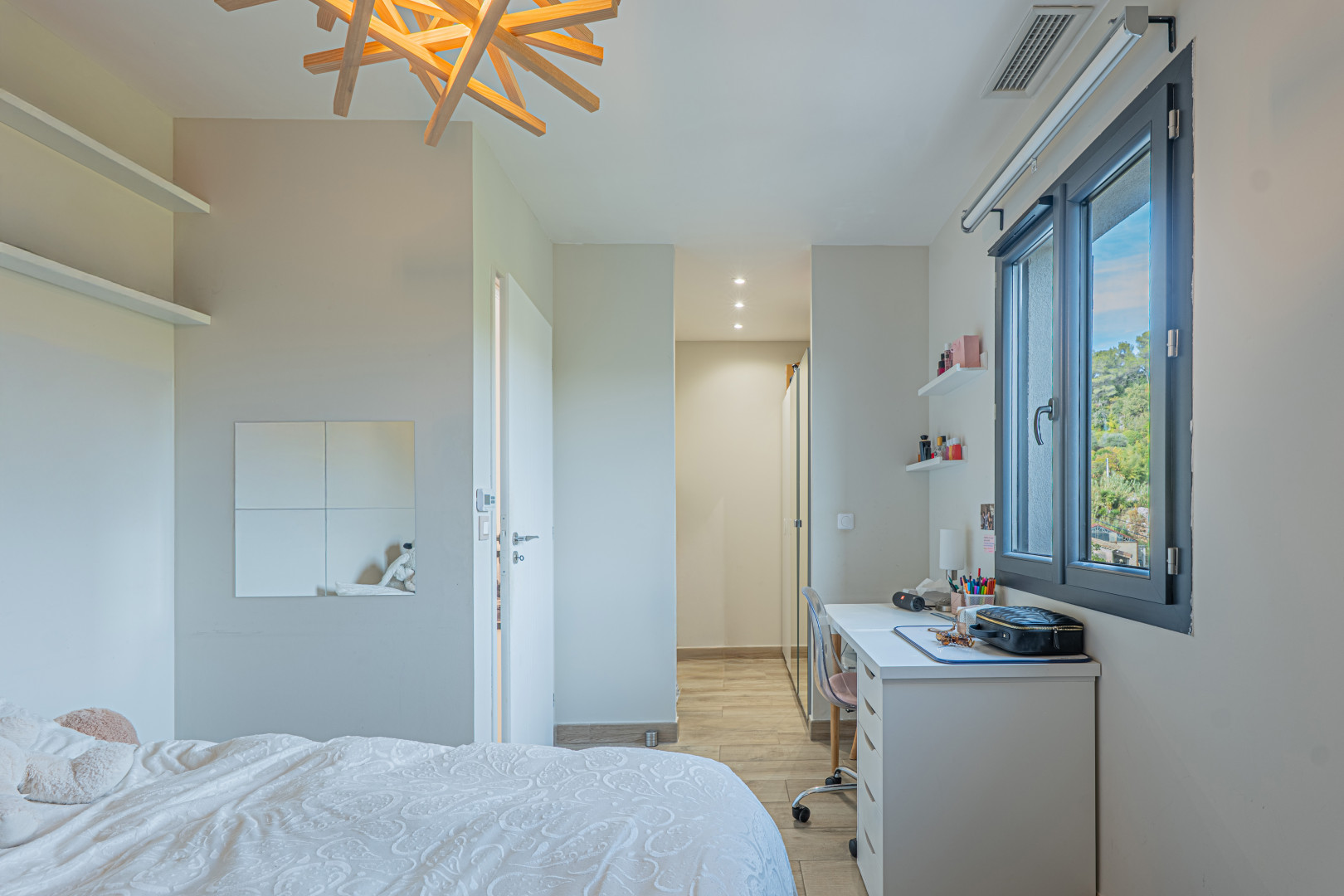 
                                                Vente
                                                 .