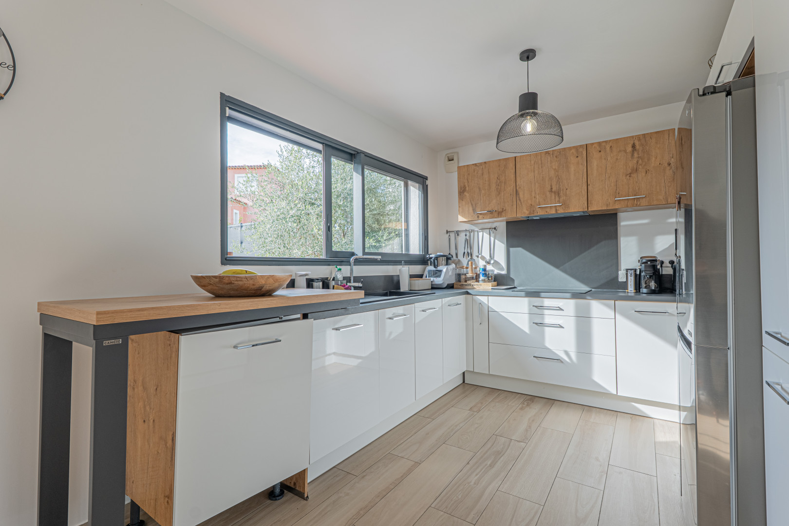 
                                                Vente
                                                 .