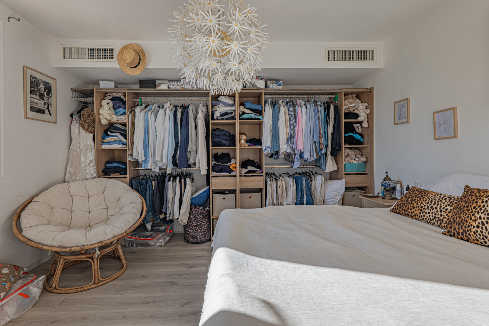 
                                                Vente
                                                 .