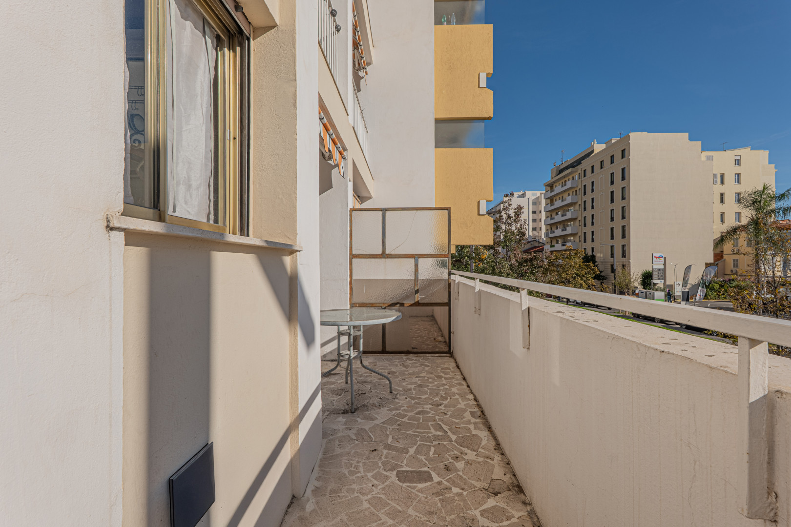 
                                                Location
                                                 .