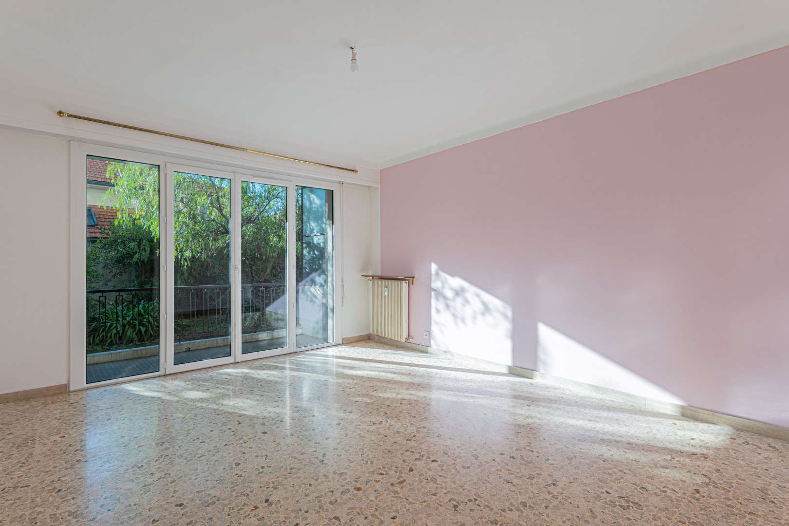 
                                                Vente
                                                 .