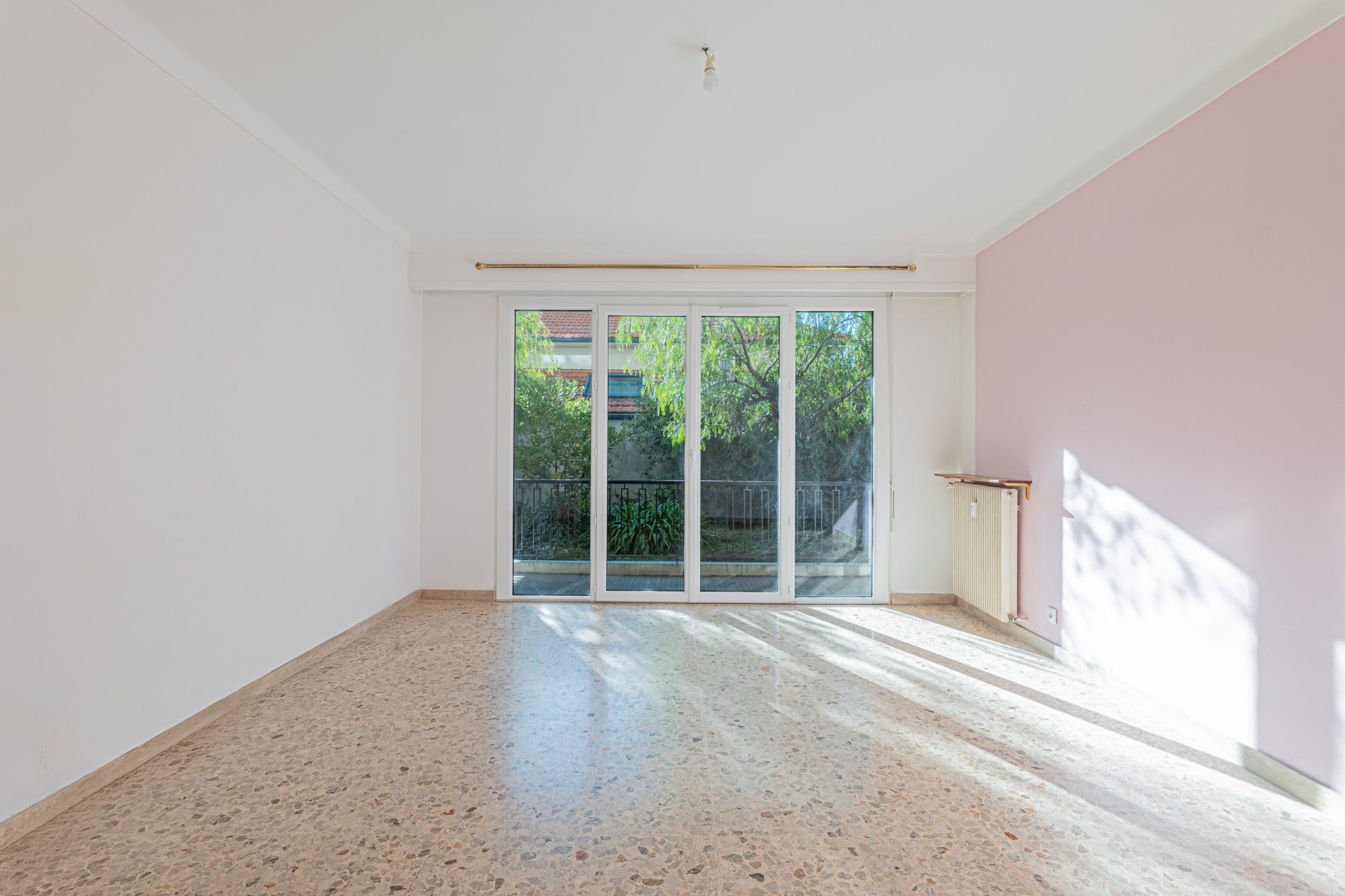 
                                                Vente
                                                 .