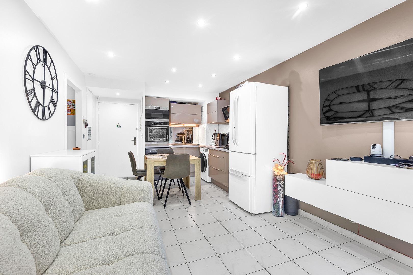 
                                                Vente
                                                 .