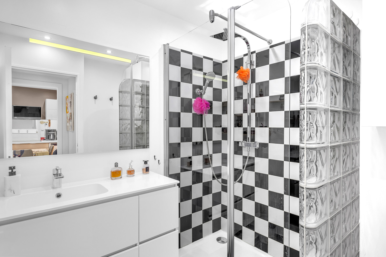 
                                                Vente
                                                 .