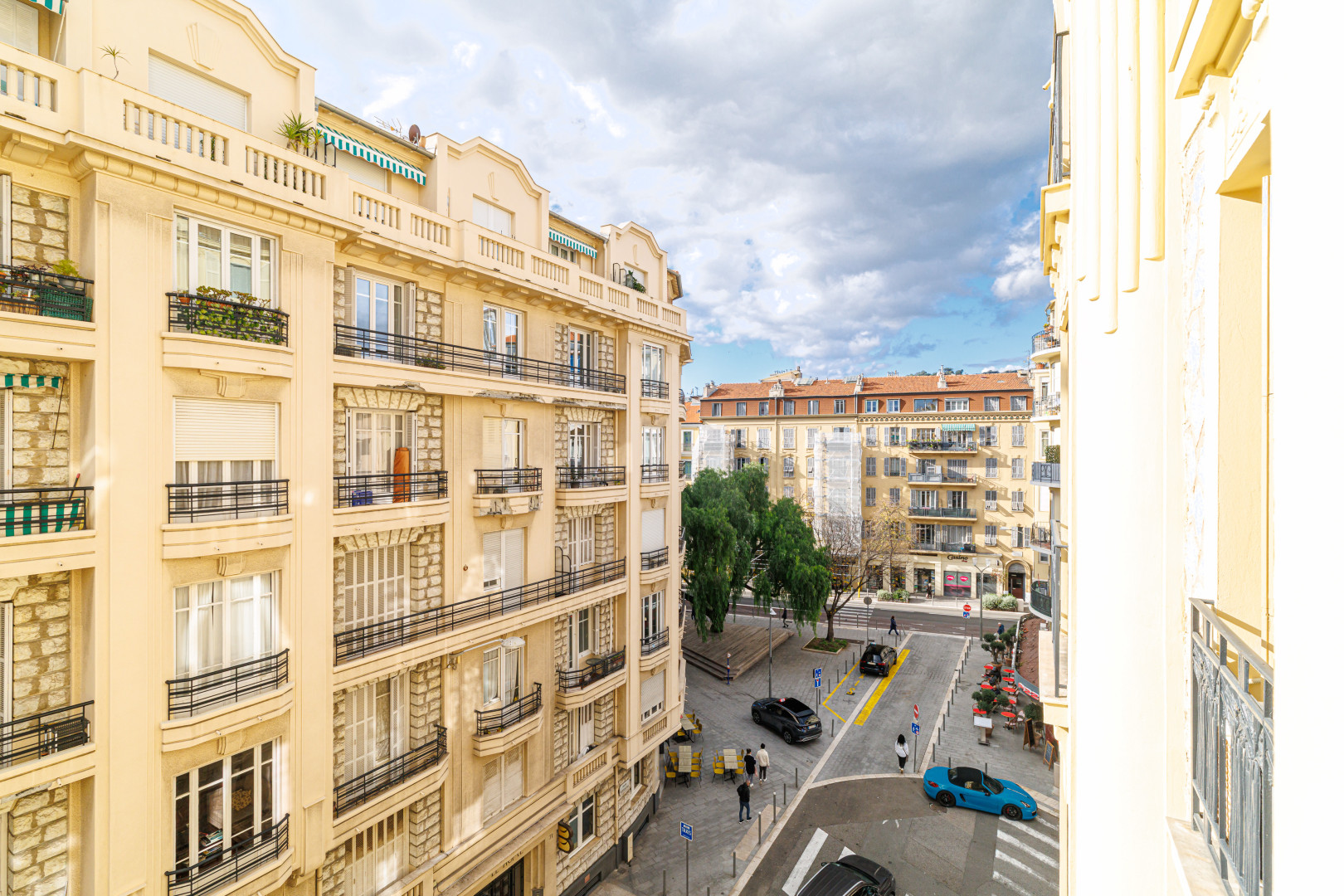 
                                                Location
                                                 .