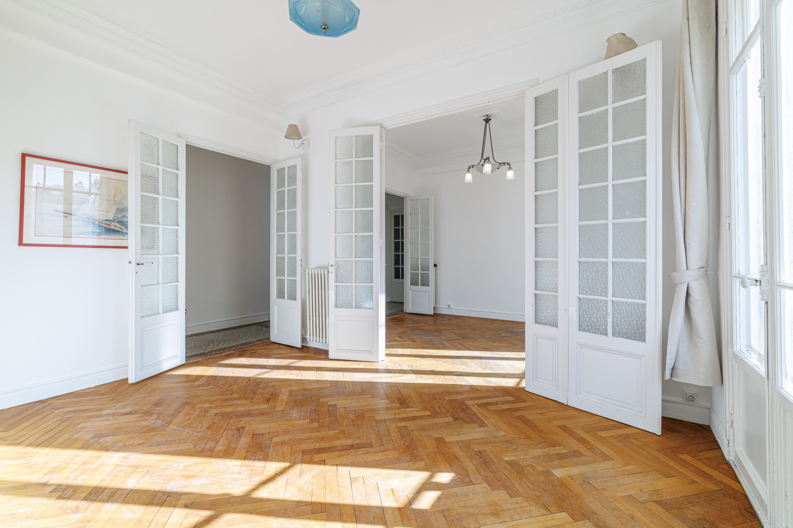 
                                                Location
                                                 .