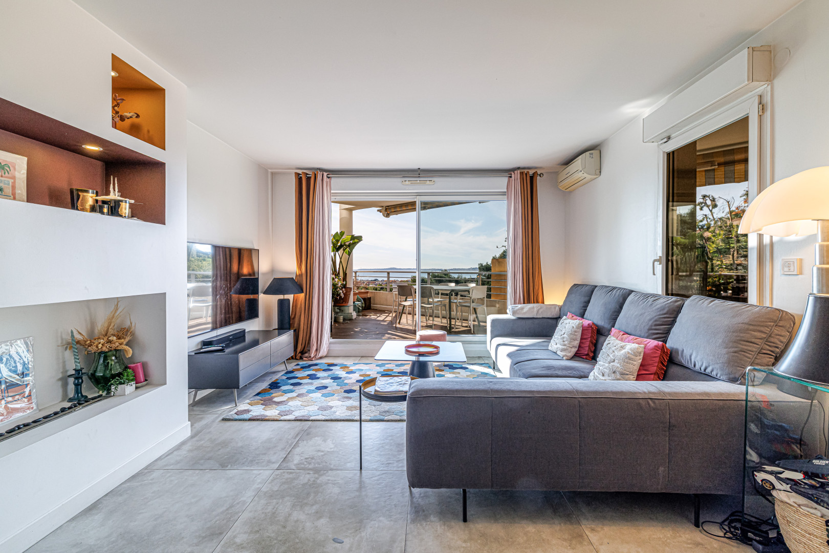 
                                                Vente
                                                 .