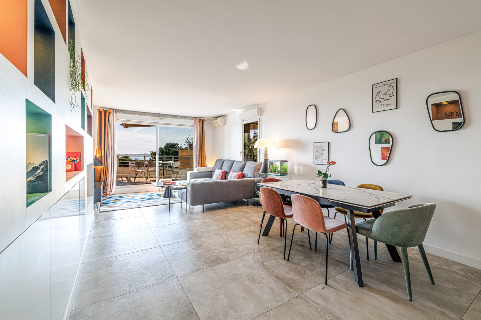 
                                                Vente
                                                 .