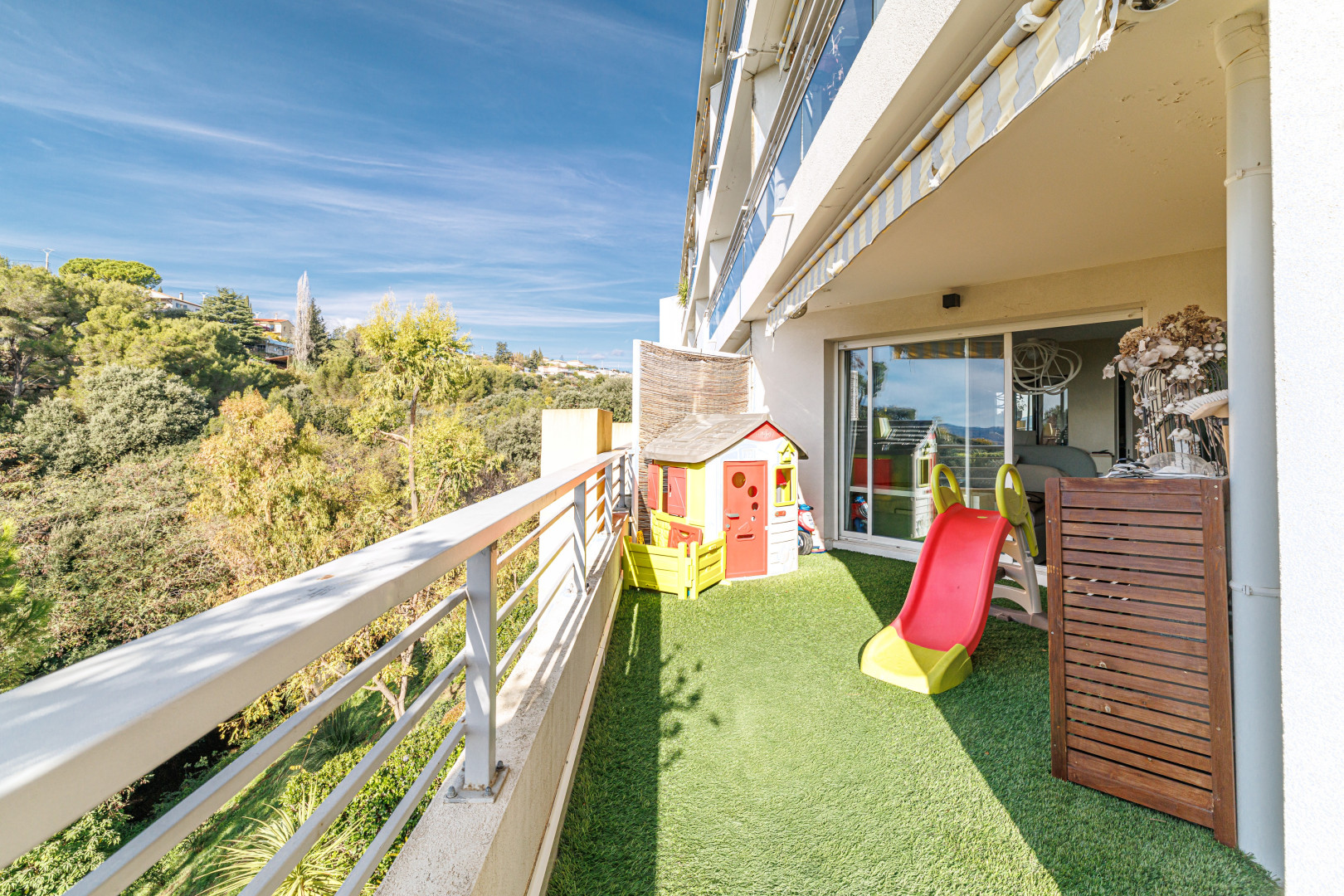 
                                                Vente
                                                 .