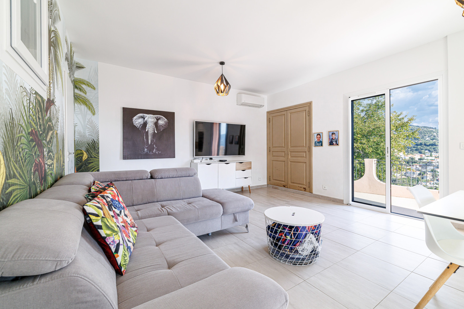 
                                                Vente
                                                 .