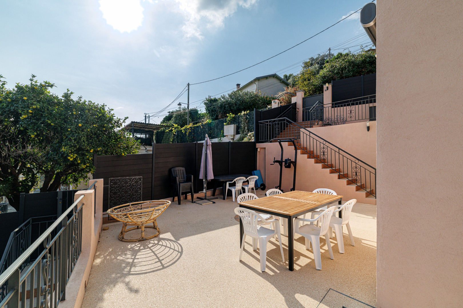 
                                                Vente
                                                 .