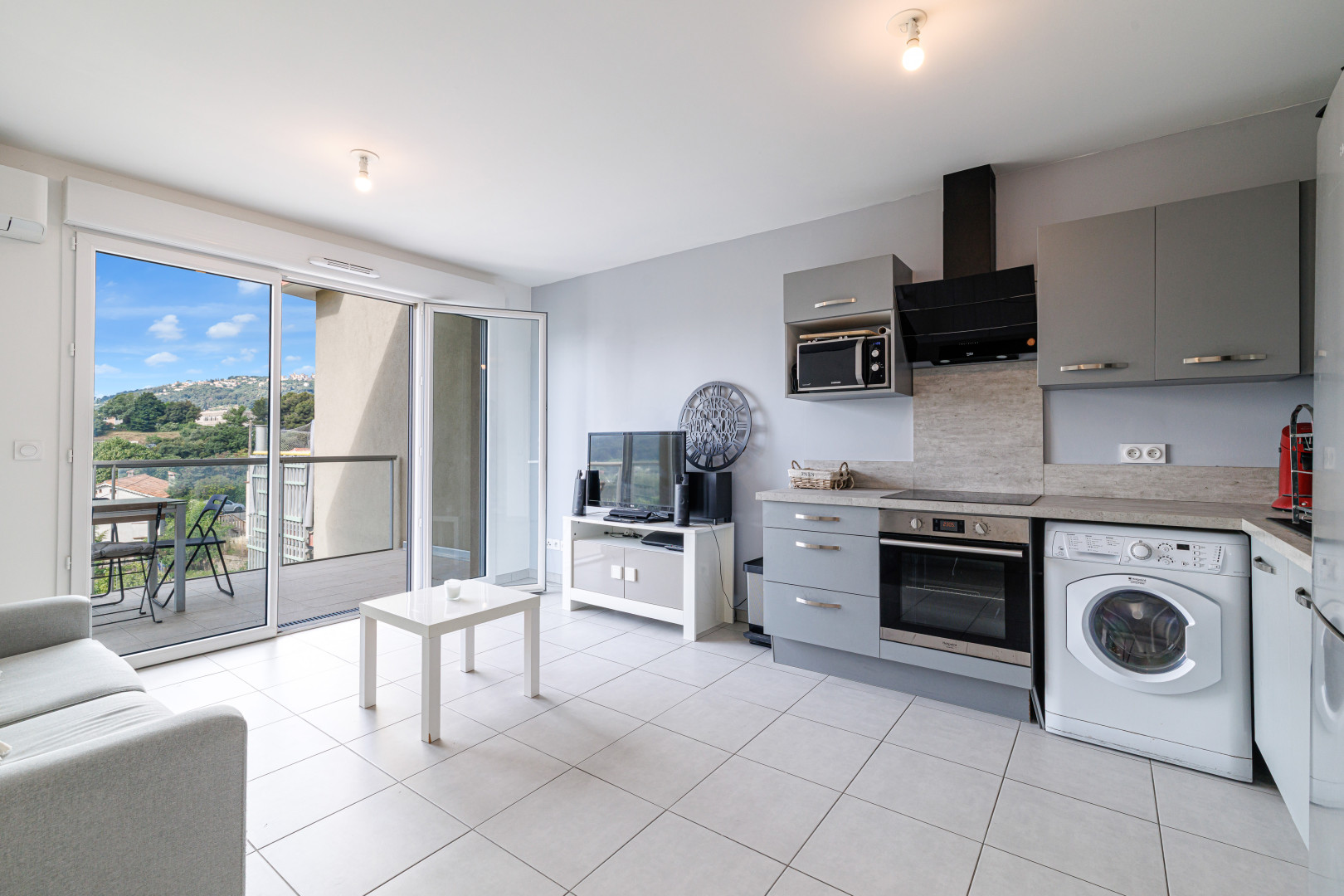 
                                                Vente
                                                 .