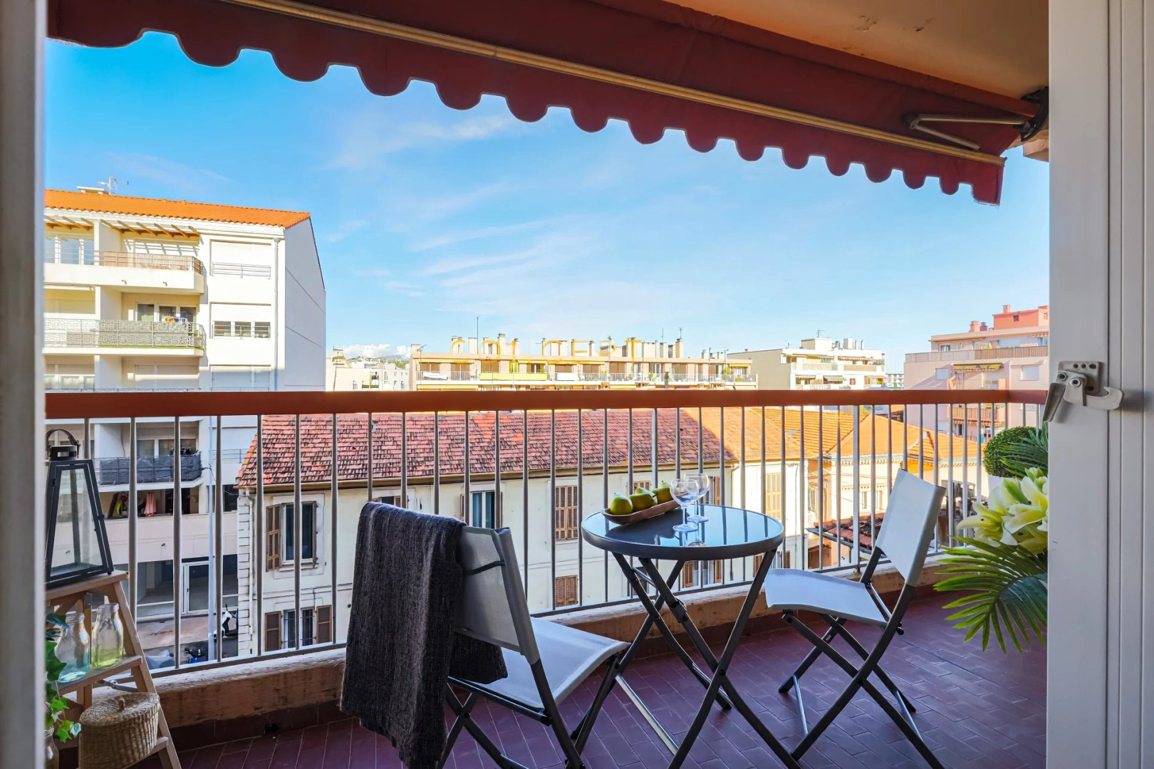 
                                                Location
                                                 .