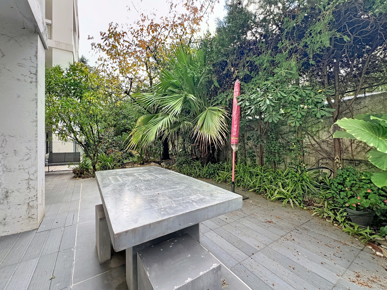 
                                                Location
                                                 .