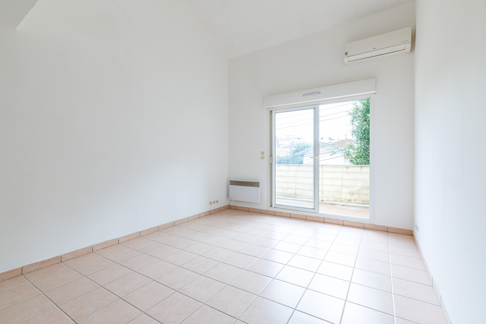 
                                                Location
                                                 .