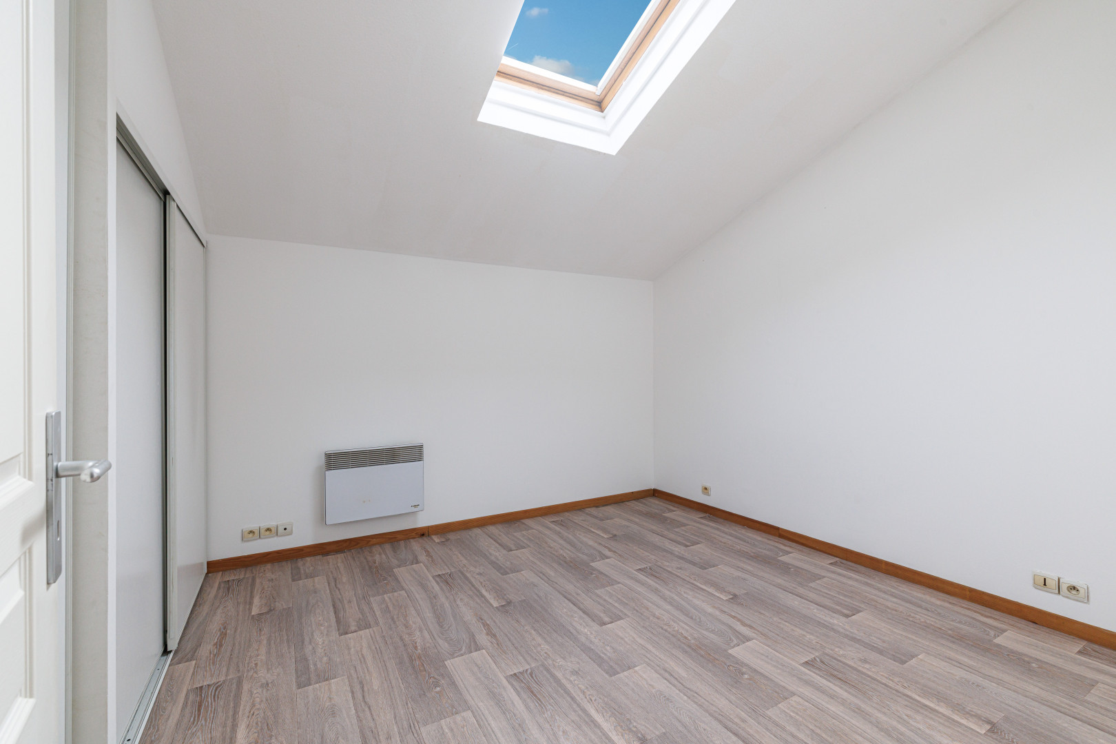 
                                                Location
                                                 .