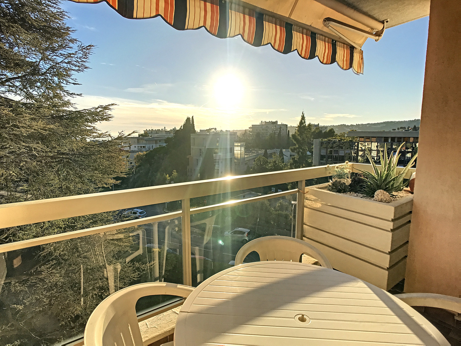 
                                                Location
                                                 .