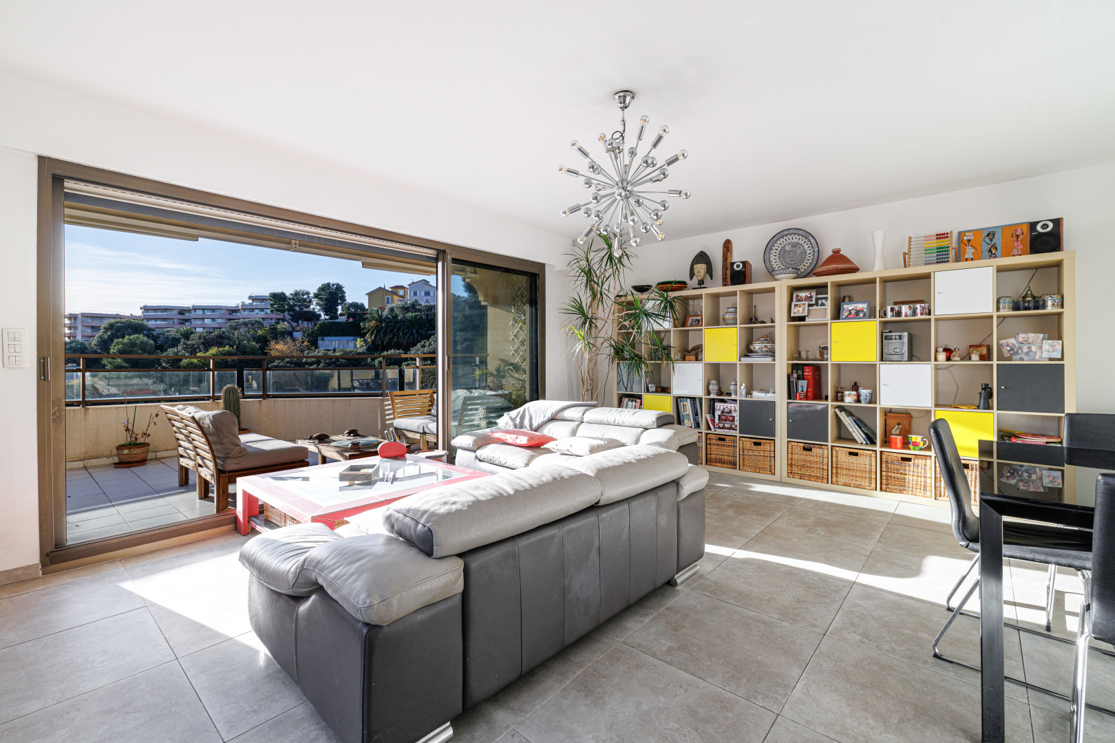 
                                                Vente
                                                 .