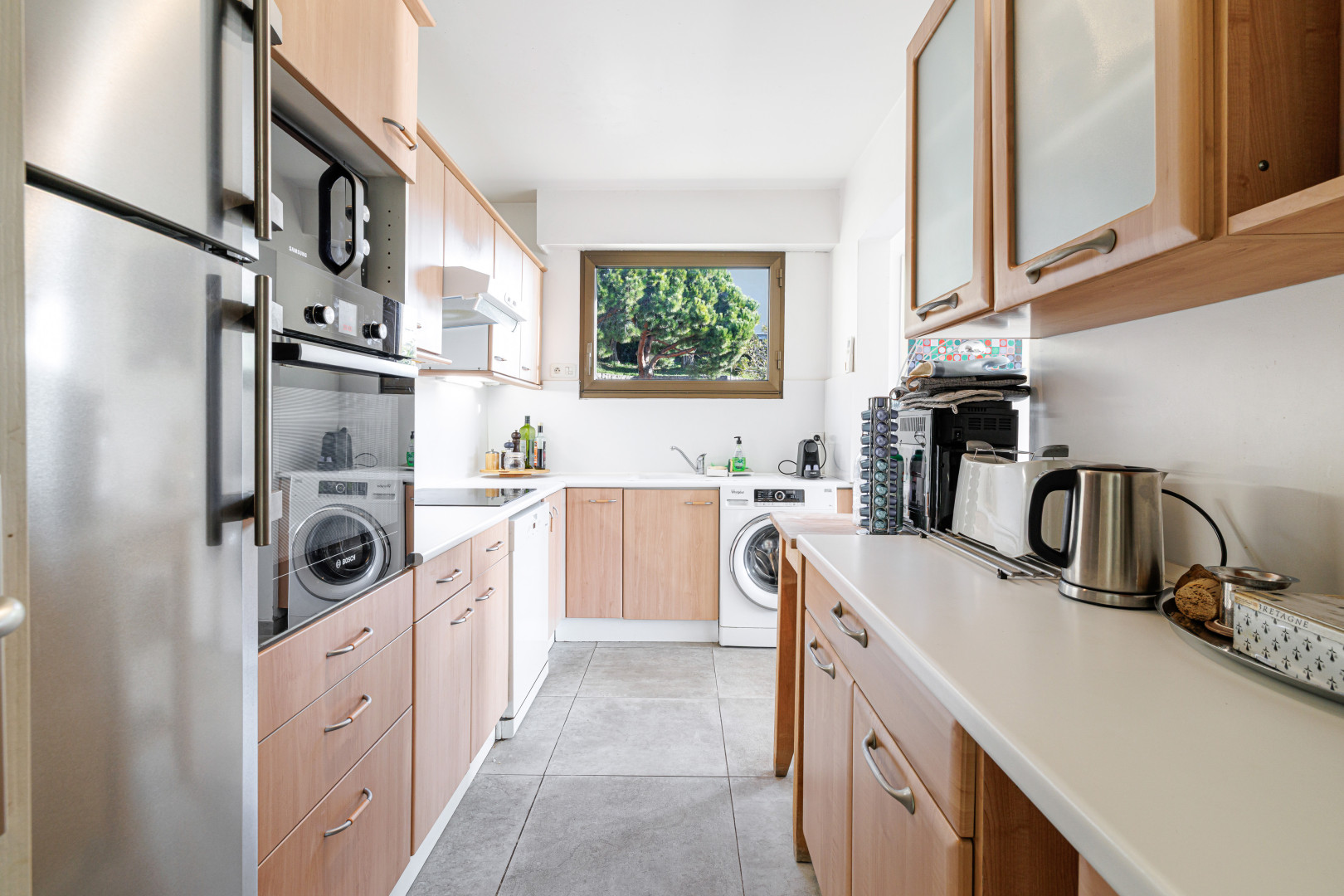 
                                                Vente
                                                 .