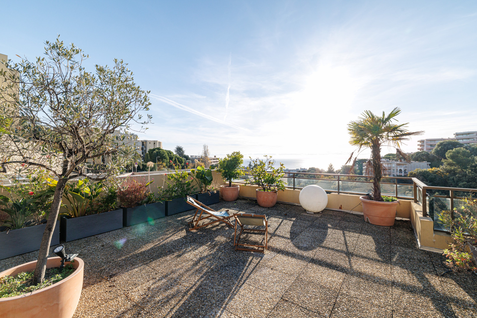 
                                                Vente
                                                 .