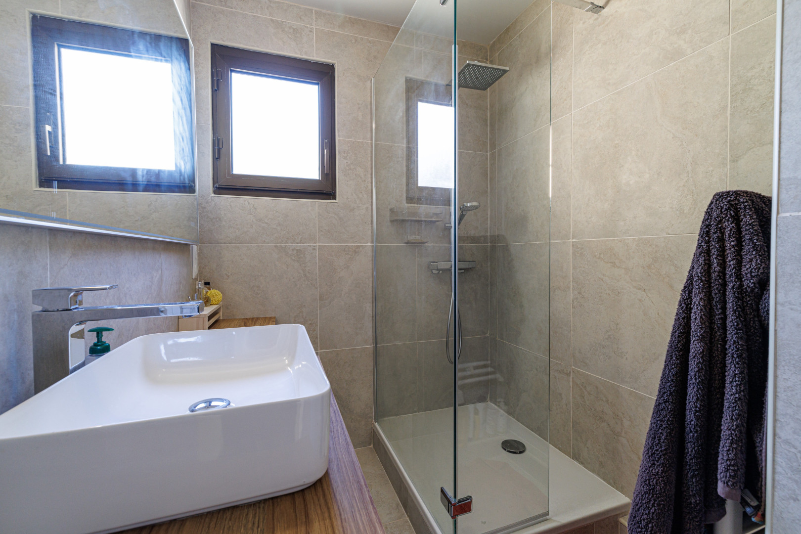 
                                                Vente
                                                 .