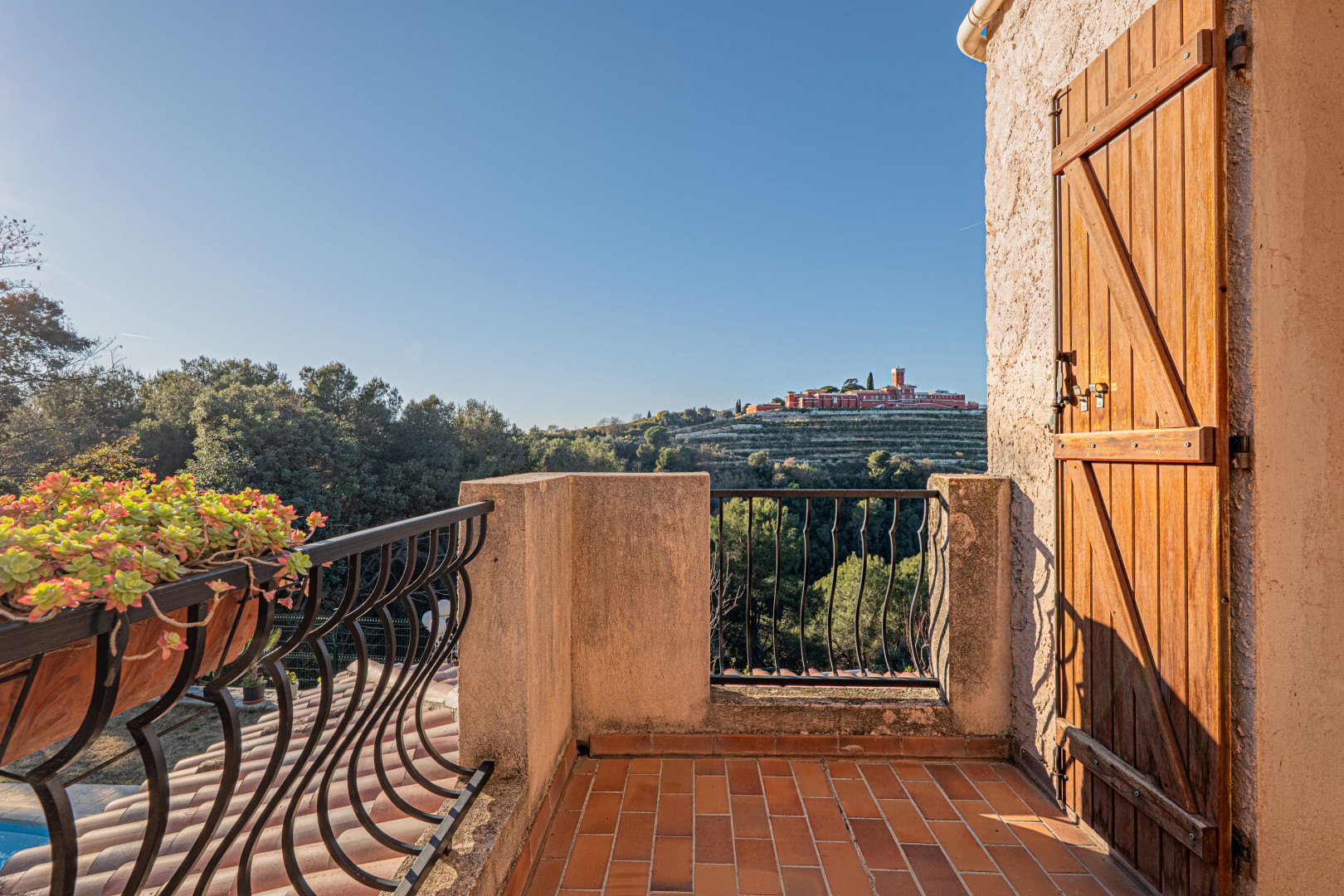 
                                                Vente
                                                 .