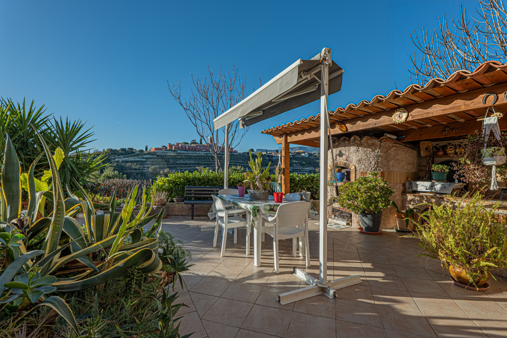 
                                                Vente
                                                 .