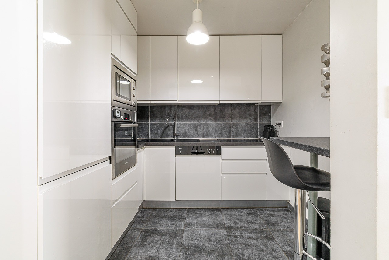 
                                                Vente
                                                 .