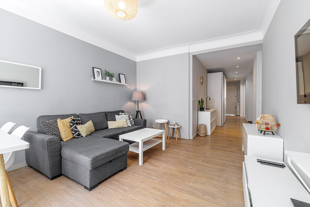 
                                                Vente
                                                 .