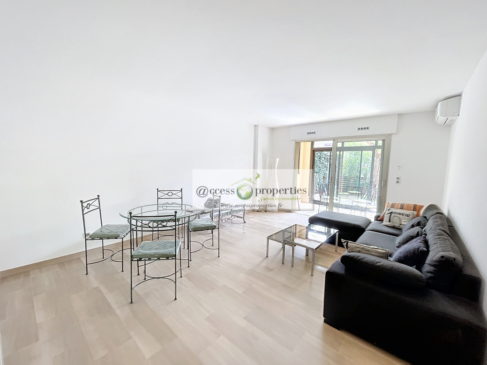 
                                                Location
                                                 .