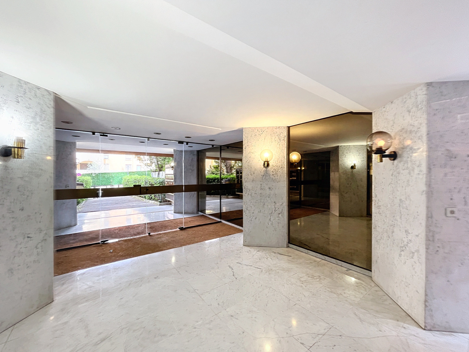 
                                                Location
                                                 .