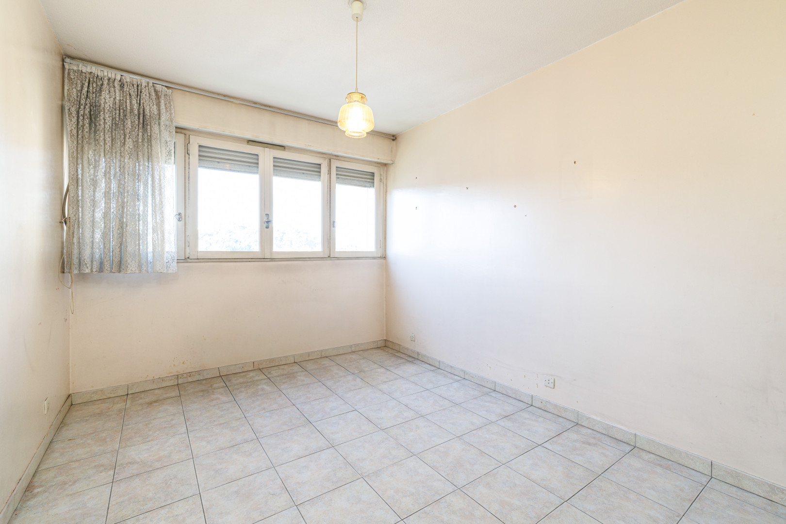 
                                                Vente
                                                 .