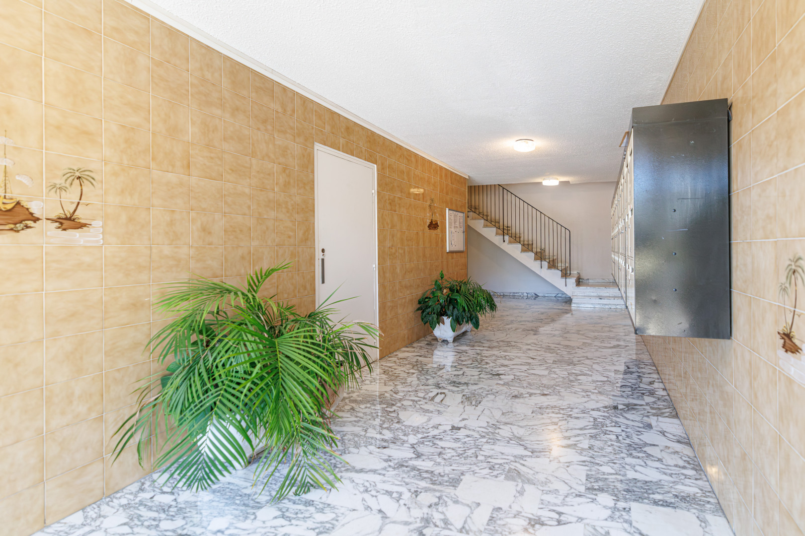 
                                                Vente
                                                 .