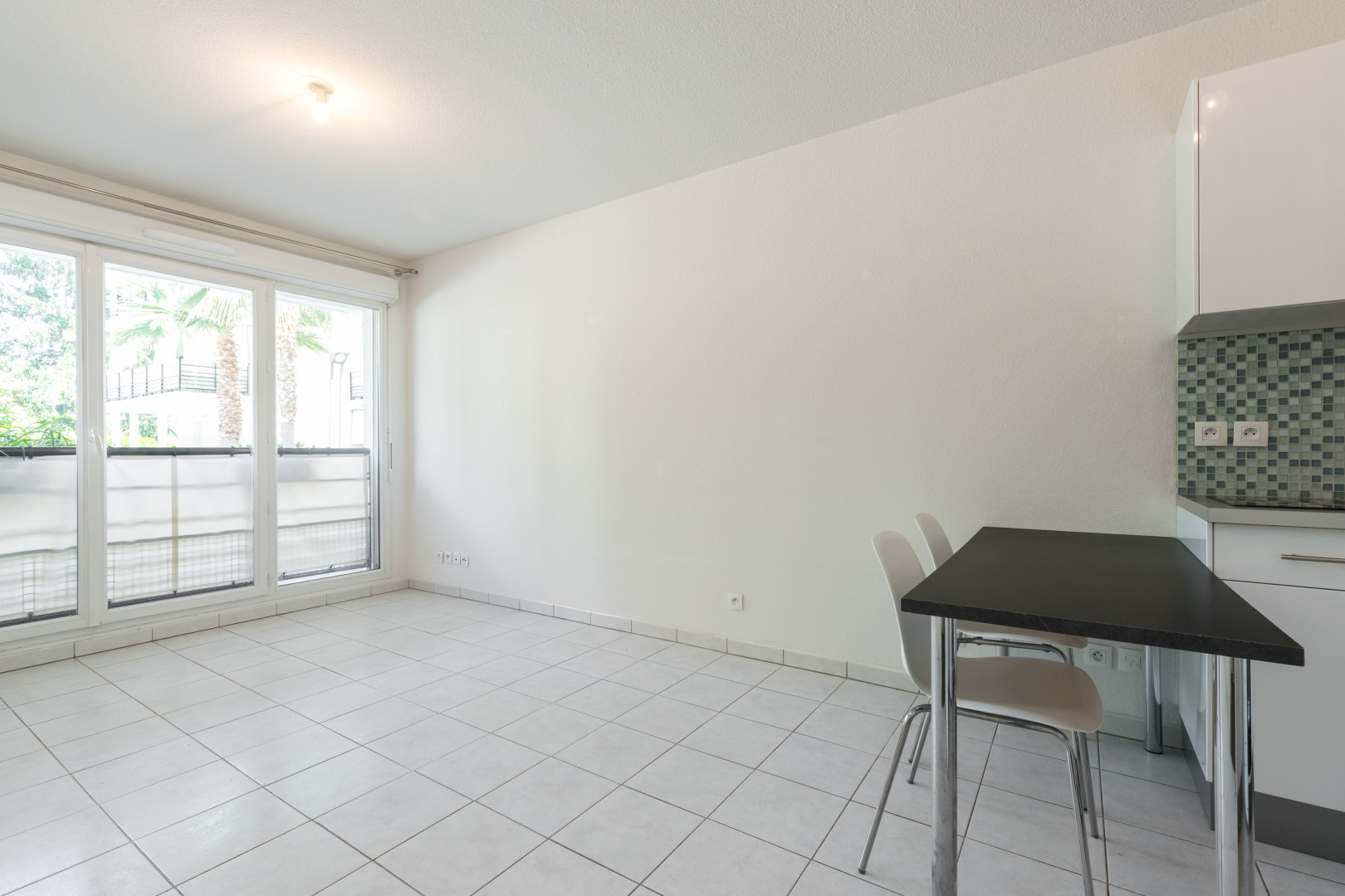 
                                                Vente
                                                 .